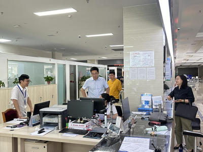 房縣自然資源和規(guī)劃局:延時服務(wù)人心 便民高效顯真情